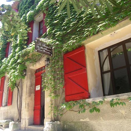 فيناسك Hotel Les Remparts المظهر الخارجي الصورة