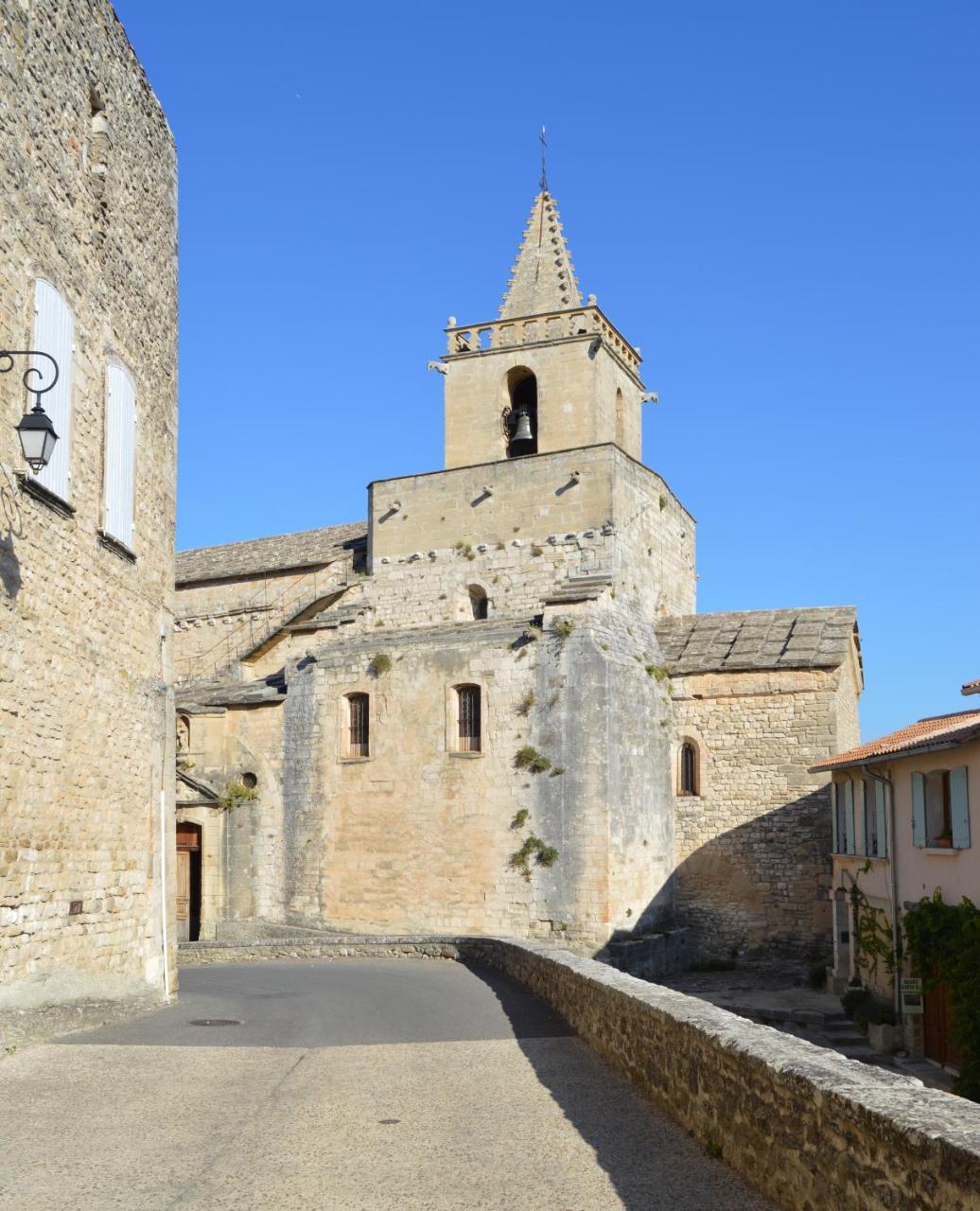فيناسك Hotel Les Remparts المظهر الخارجي الصورة